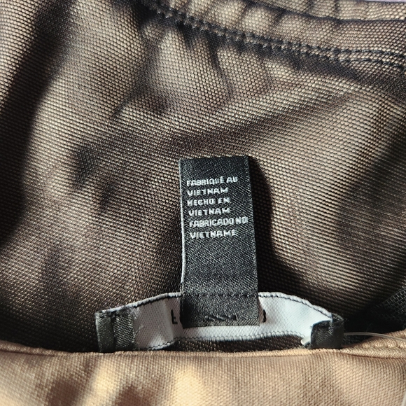 Forever 21 Mesh Black and Nude Corset Style Top Size M NWT - Picture 9 of 10